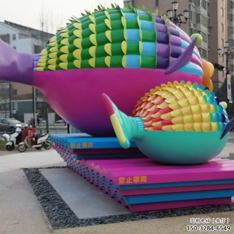 迪士尼雕塑廠家,卡通彩繪雕塑,玻璃鋼動漫人物雕塑