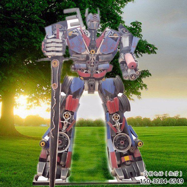 機器人雕塑廠家，卡通發光主題，戶外機器人雕塑定制