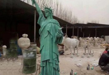 女神雕塑廠家，西方人物雕塑小品，廣場玻璃鋼雕塑擺件