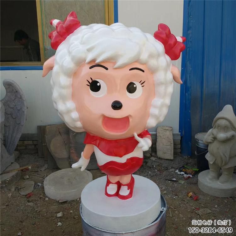 喜羊羊雕塑廠家，卡通動漫雕塑小品，玻璃鋼彩繪工藝