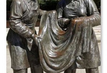 紡織工雕塑廠家，工人紡織雕塑，仿銅紡織工雕塑小品