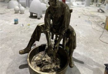 洗衣女雕塑廠家，民俗人物雕塑小品，仿銅洗衣女雕塑制作
