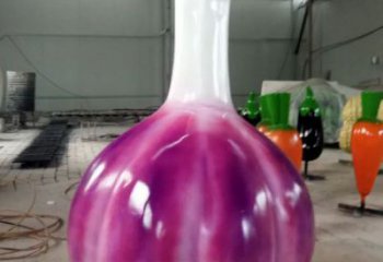 大蒜雕塑廠家，園林蔬菜小品雕塑，玻璃鋼仿真大蒜雕塑