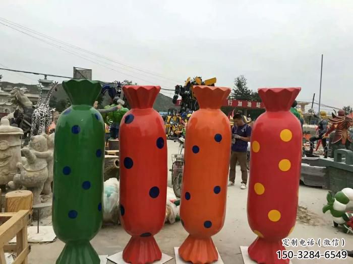 糖果雕塑廠家，仿真景觀小品，玻璃鋼彩繪糖果雕塑擺件