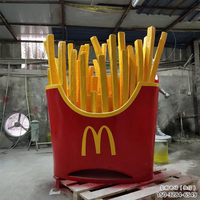 薯條雕塑廠家,仿真景觀擺件,創意玻璃鋼薯條雕塑