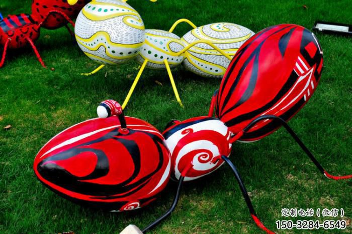 螞蟻雕塑廠家，園林彩繪動物小品，玻璃鋼螞蟻雕塑廠