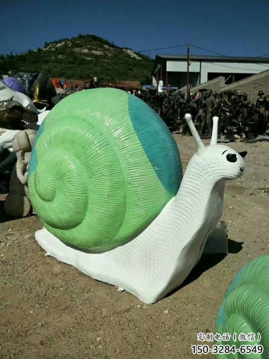 蝸牛雕塑廠家，園林小品動(dòng)物，玻璃鋼仿真蝸牛雕塑廠