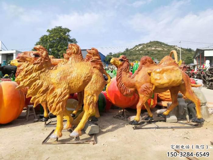 田間駱駝雕塑廠家 彩繪仿真雕塑 園林擺件