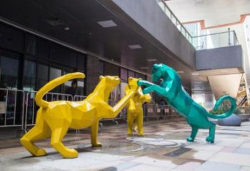 城市豹子雕塑廠家 風景區彩繪雕塑 抽象擺件