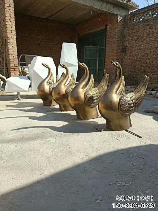 大型天鵝雕塑 門口創意雕塑 售樓處小品