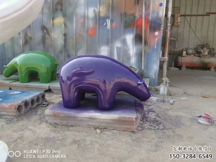 抽象北極熊雕塑 店門(mén)口彩繪雕塑 步行街?jǐn)[件