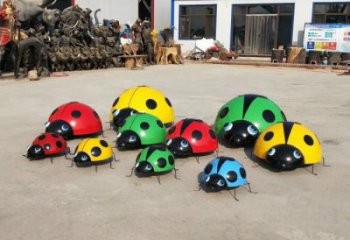 售樓處瓢蟲雕塑 商業(yè)街仿真雕塑 昆蟲動物擺件