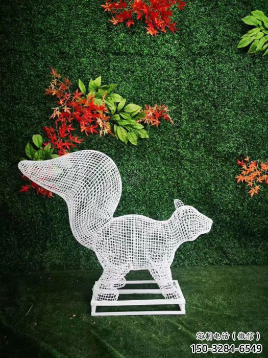 酒店松鼠雕塑 庭院仿真雕塑 彩繪小品