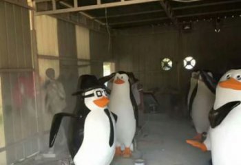 抽象企鵝雕塑 店門口彩繪雕塑 步行街?jǐn)[件