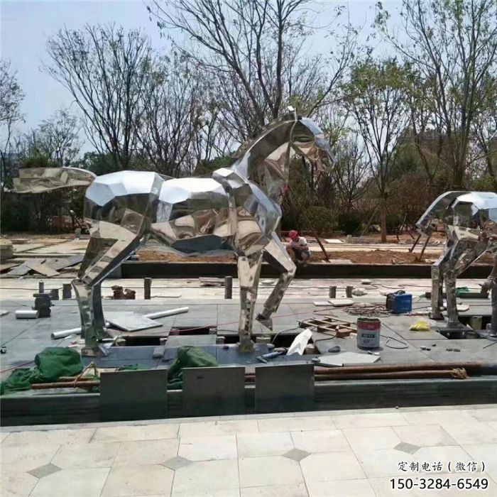 酒店駿馬雕塑 庭院仿真雕塑 彩繪小品