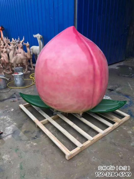 彩繪桃子雕塑 仿真雕塑 步行街擺件