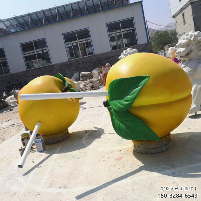 創意黃桃雕塑 步行街店門口雕塑 水果小品