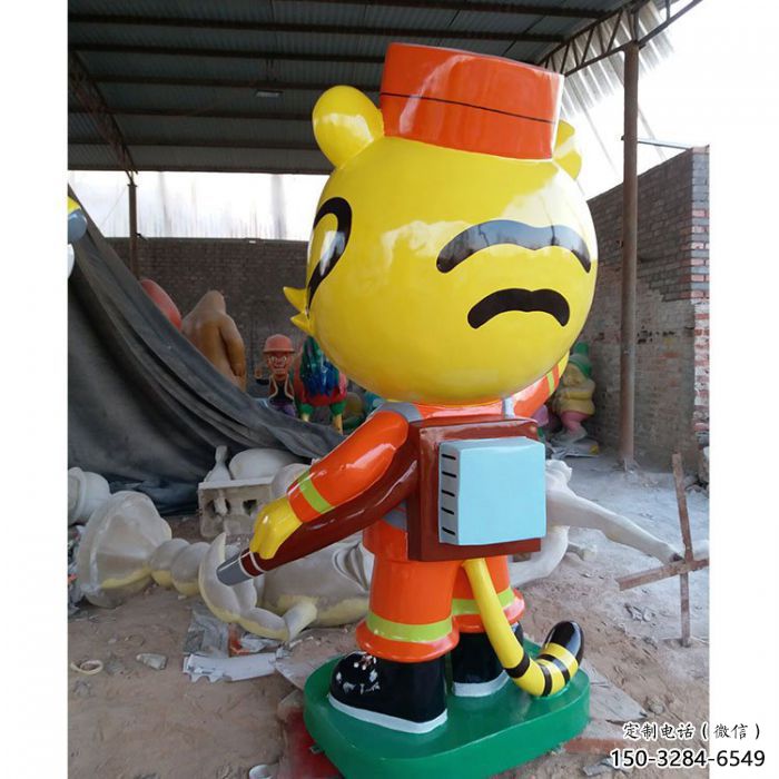 田間消防員雕塑 動漫卡通雕塑 園林擺件