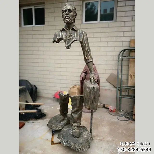 商場旅行者雕塑 空心人雕塑 店門口小品