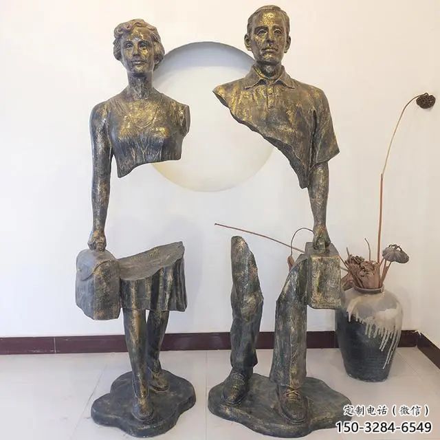 售樓處旅行者雕塑 商業(yè)街雕塑 空心人擺件