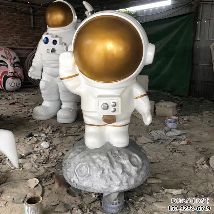 仿古太空人雕塑 庭院彩繪雕塑 田間小品