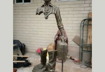 商場旅行者雕塑 空心人雕塑 店門口小品