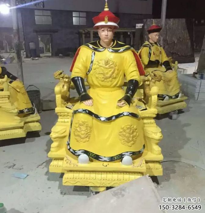 烤漆皇帝雕塑 玻璃鋼古代雕塑 室內(nèi)雕塑