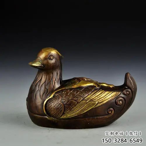 仿銅鴨子雕塑廠家，仿真動物， 廣場街頭擺件