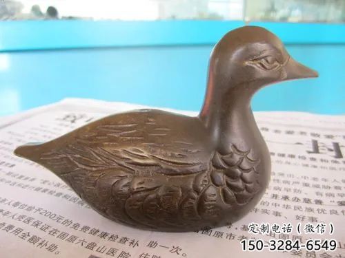 鴨子雕塑廠家，仿真動物， 廣場動物擺件