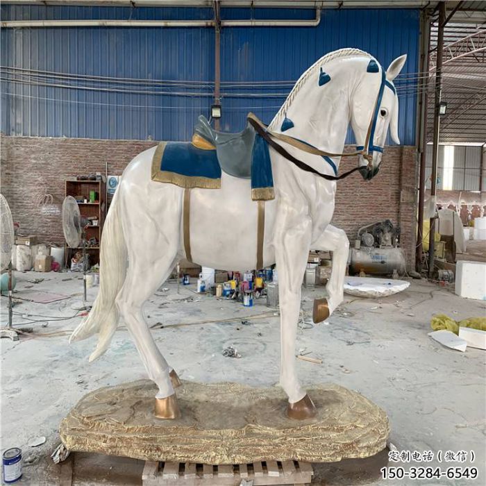 小區(qū)戰(zhàn)馬雕塑供應(yīng)商，抽象系列，仿真工藝