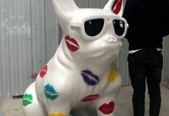 廣場(chǎng)哈巴狗雕塑廠家，卡通動(dòng)物雕塑，抽象效果