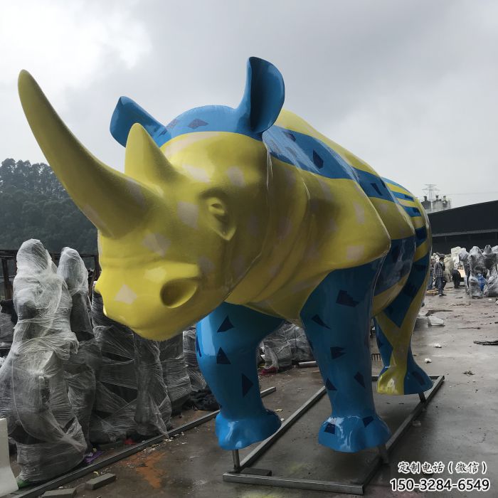 公園犀牛雕塑，鍍銅海洋雕塑，烤漆工藝