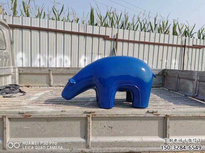 廣場狗熊雕塑，卡通動物雕塑，抽象效果