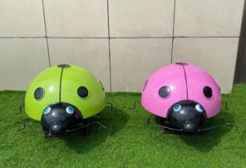 仿真蟲子雕塑，彩繪動漫雕塑，廣場擺件