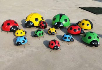 美陳蟲子雕塑，動物彩繪雕塑，仿真擺件