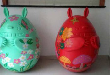 步行街龍貓雕塑，卡通彩繪雕塑，動漫方式