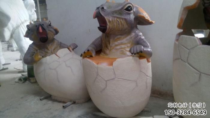 商業街恐龍蛋雕塑廠家 烤漆擺件 彩繪雕塑