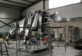 風(fēng)景區(qū)機(jī)器人雕塑