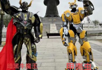 大黃蜂版甲殼蟲雕塑