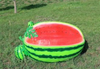 西瓜坐凳雕塑，仿真景觀雕塑，抽象效果