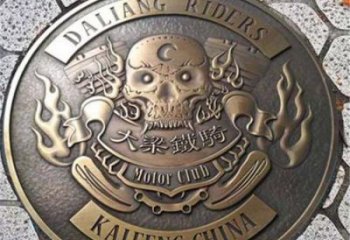 遵義鑄造校徽雕塑