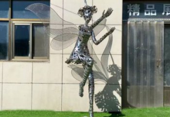 鹽城現(xiàn)代鏤空舞者雕塑承接，歐式風格，鐵藝跳舞雕塑精選