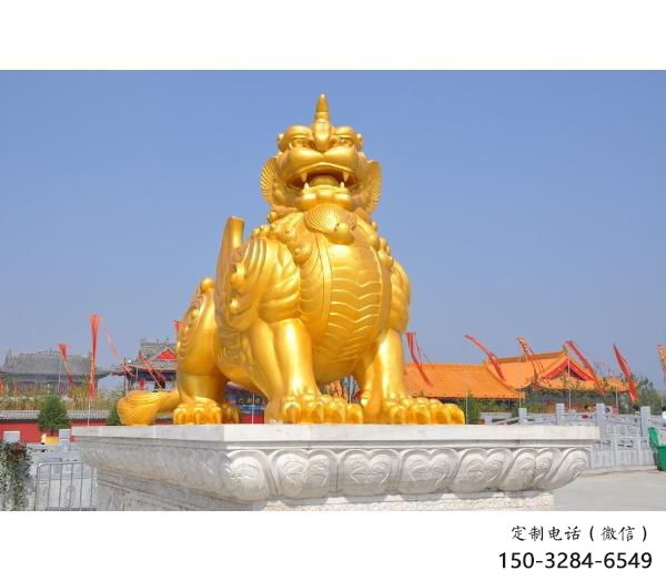 呼倫貝爾廣場貔貅雕塑，動物彩繪雕塑，抽象效果