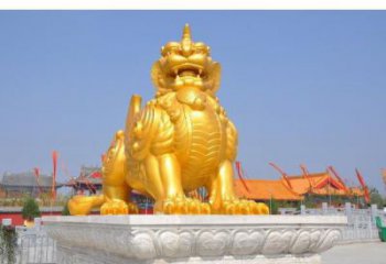 本溪廣場(chǎng)貔貅雕塑，動(dòng)物彩繪雕塑，抽象效果