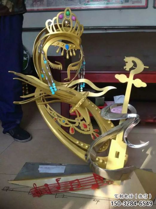 太原公園臉譜雕塑