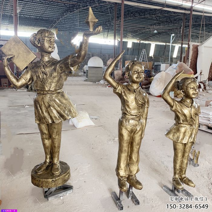 達(dá)州學(xué)生少先隊(duì)員雕塑