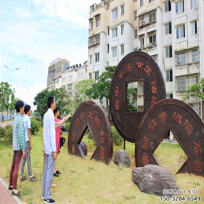 巴音郭楞大型古幣雕塑