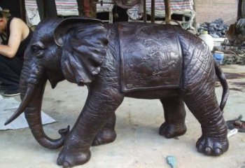 小店庭院大象雕塑定做，廣場雕塑，室外銅大象雕塑提供