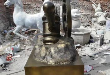 瀘州公園錘子雕塑