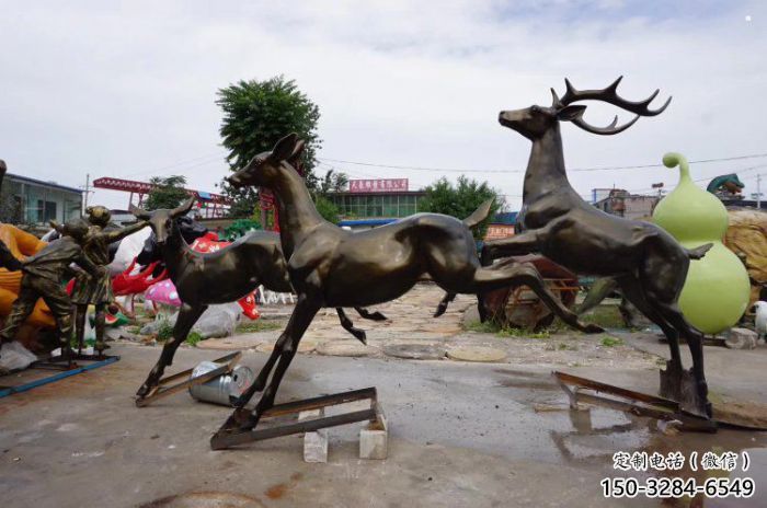 臨滄戶外小鹿批發(fā)，動物雕塑，梅花鹿銅雕塑供求